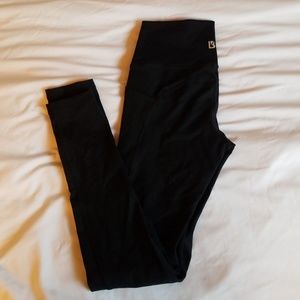 NWOT Buff Bunny Luna Leggings - Black